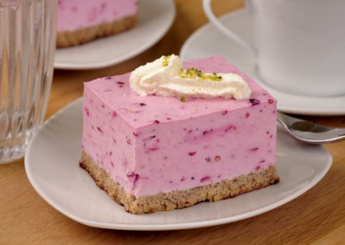 Quark-Waldfrucht-Schnitte